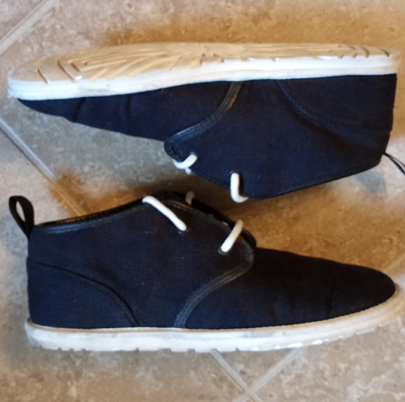 UGG Maksim Canvas Black Chukka Boots Men Sz.7 - Picture 1 of 5